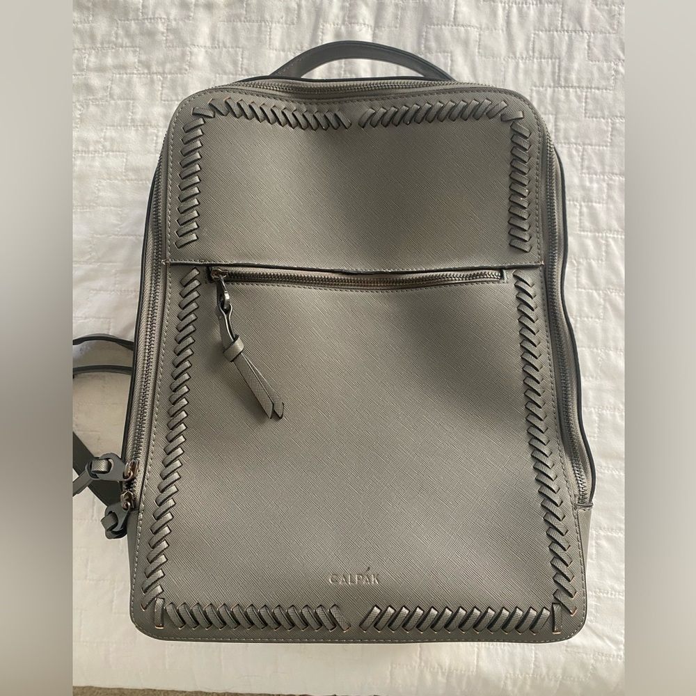 Kaya 15 inch Laptop Backpack in Cool Grey